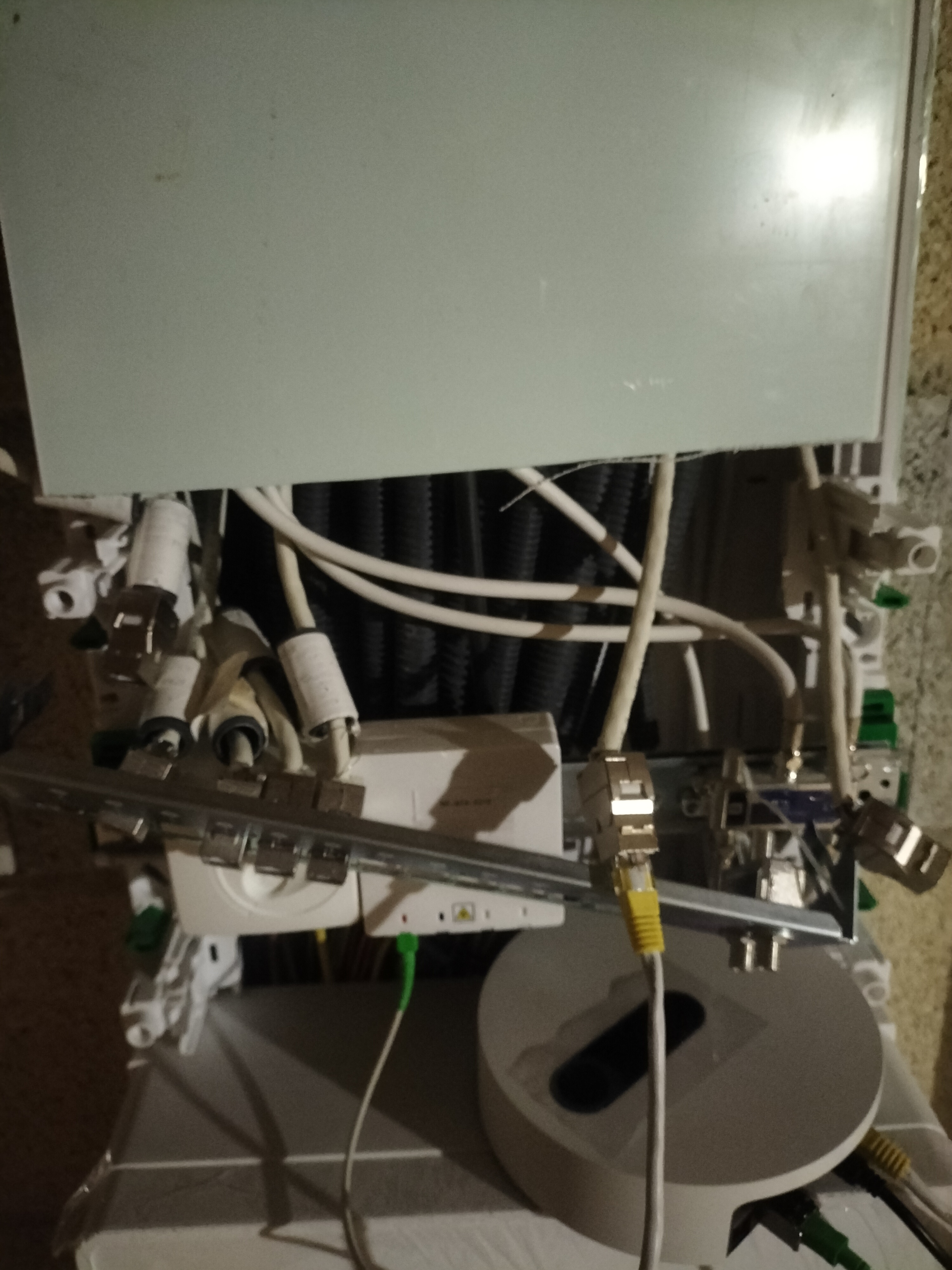 Diagnostic connectique et câblage informatique